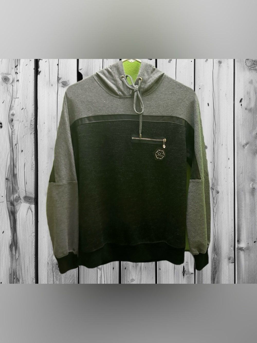 Sogo Men's Two-Tone Grey Pullover Hoodie with Chest Zip Pocket L